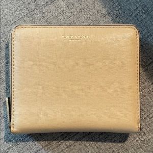 Coach beige zipper wallet